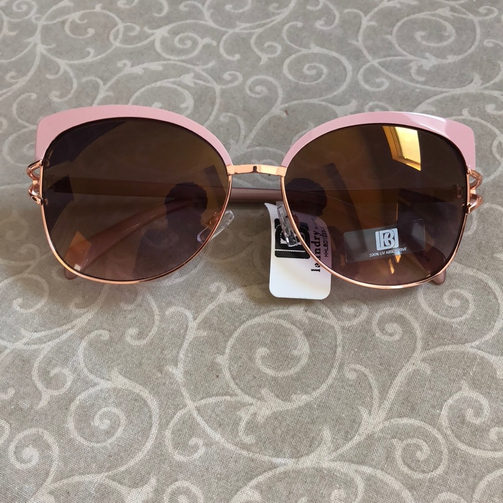 Laundry by DesignSunglasses
